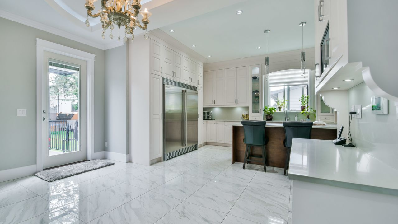 5742 133 St, Surrey, BC, V3X 2T5 Scene 3