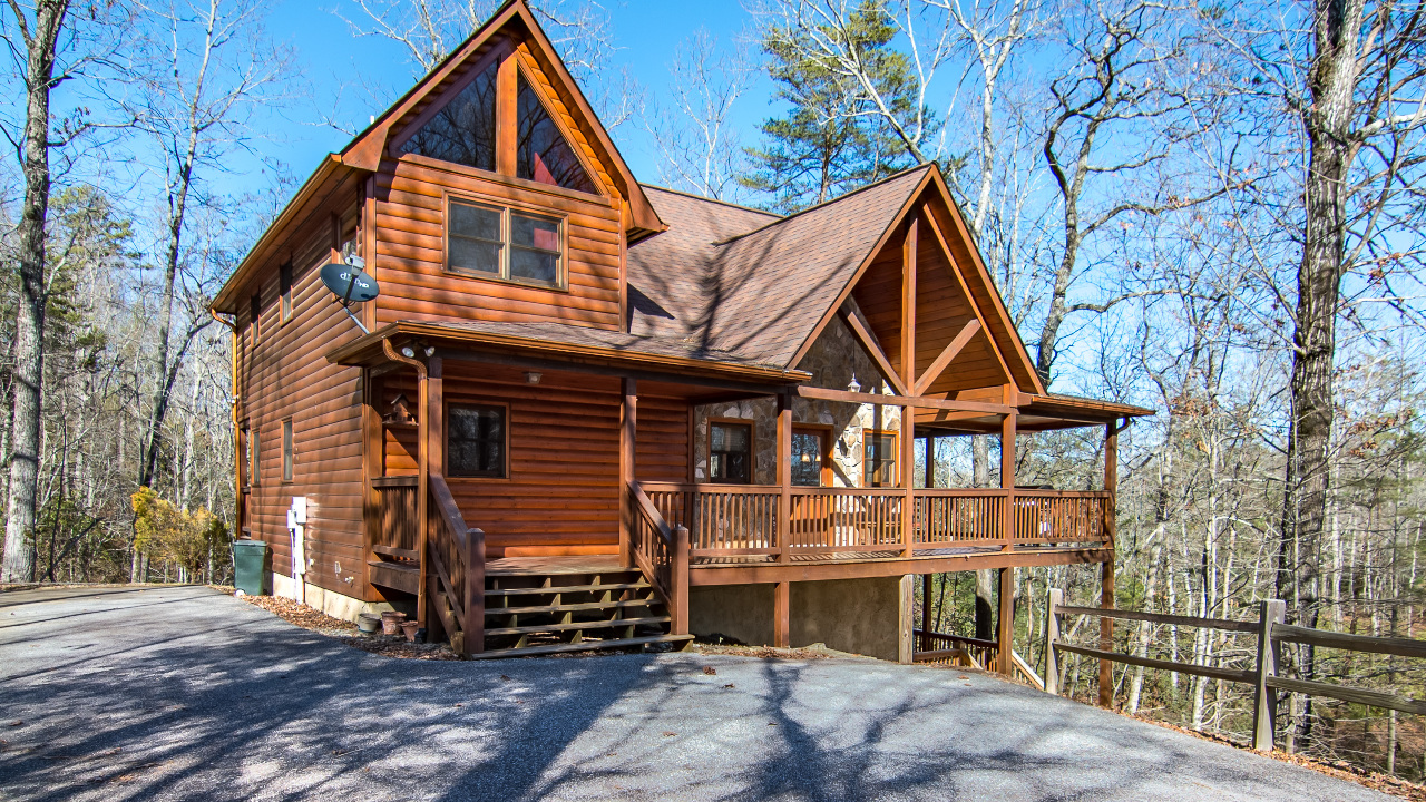 16 Mountain Top Circle, Blue Ridge, GA, 30513 Scene 1