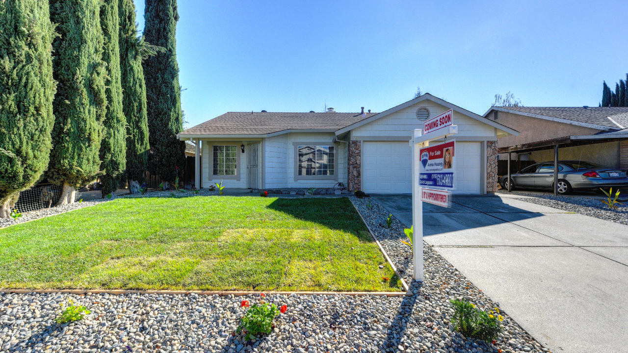 4250 Ardwell Way, Sacramento, CA, 95823 Scene 1