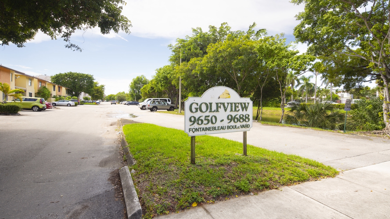 9682-Fontainebleau-Blvd-#602-01