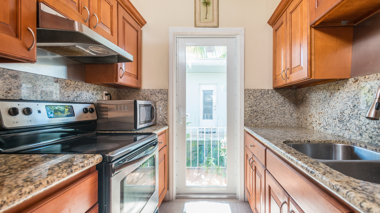 549-Meridian-Ave-#8-04