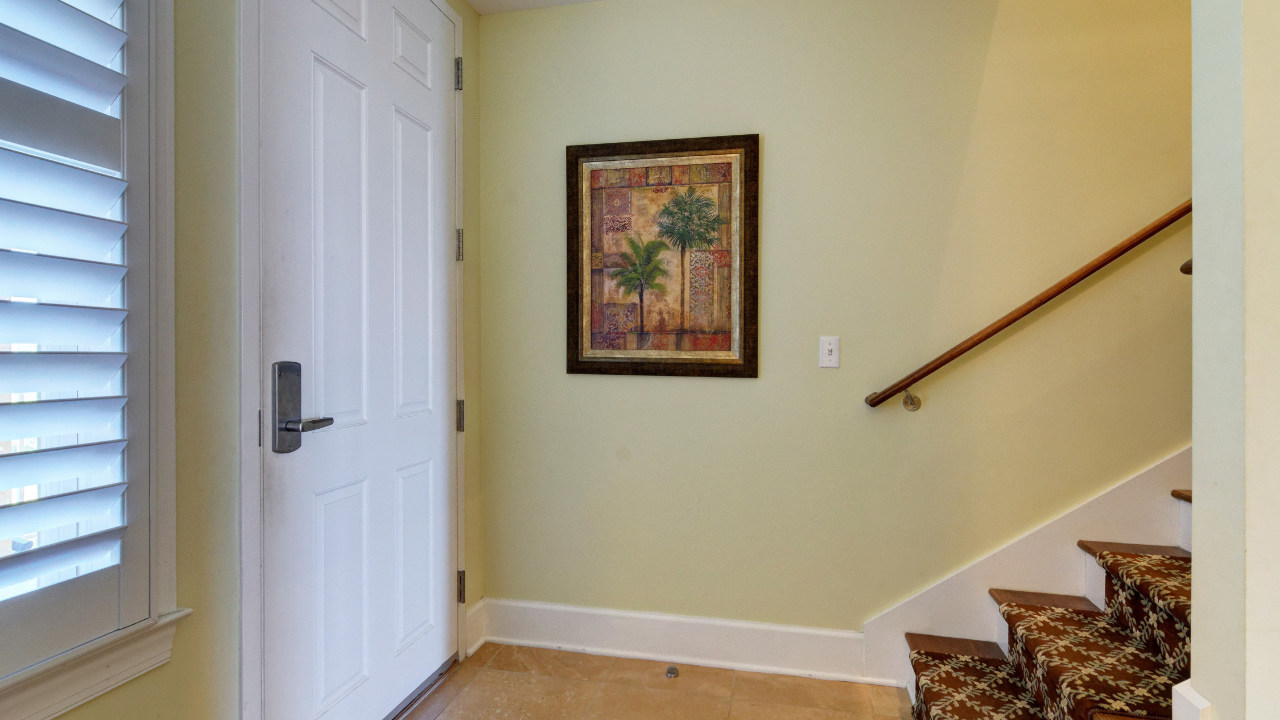 Private Entrance foyer