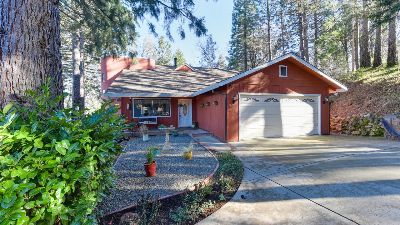 5261 5 Spot Road, Pollock Pines, CA, 95726 Scene 3