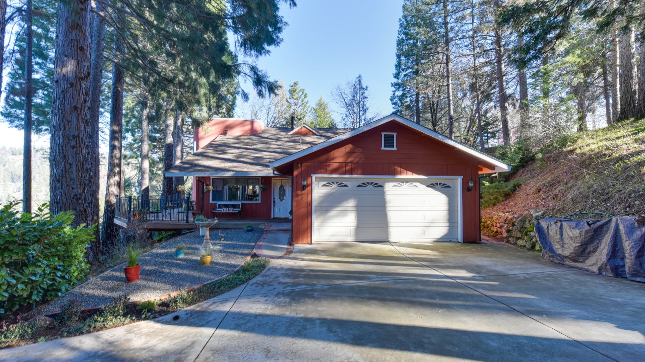 5261 5 Spot Road, Pollock Pines, CA, 95726 Scene 2