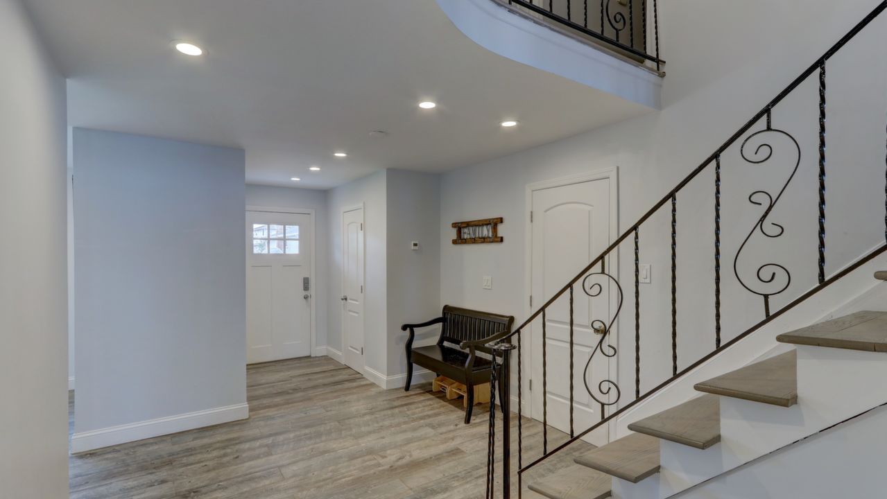 3446 Riverside Dr, Oceanside, NY, 11572 Scene 4