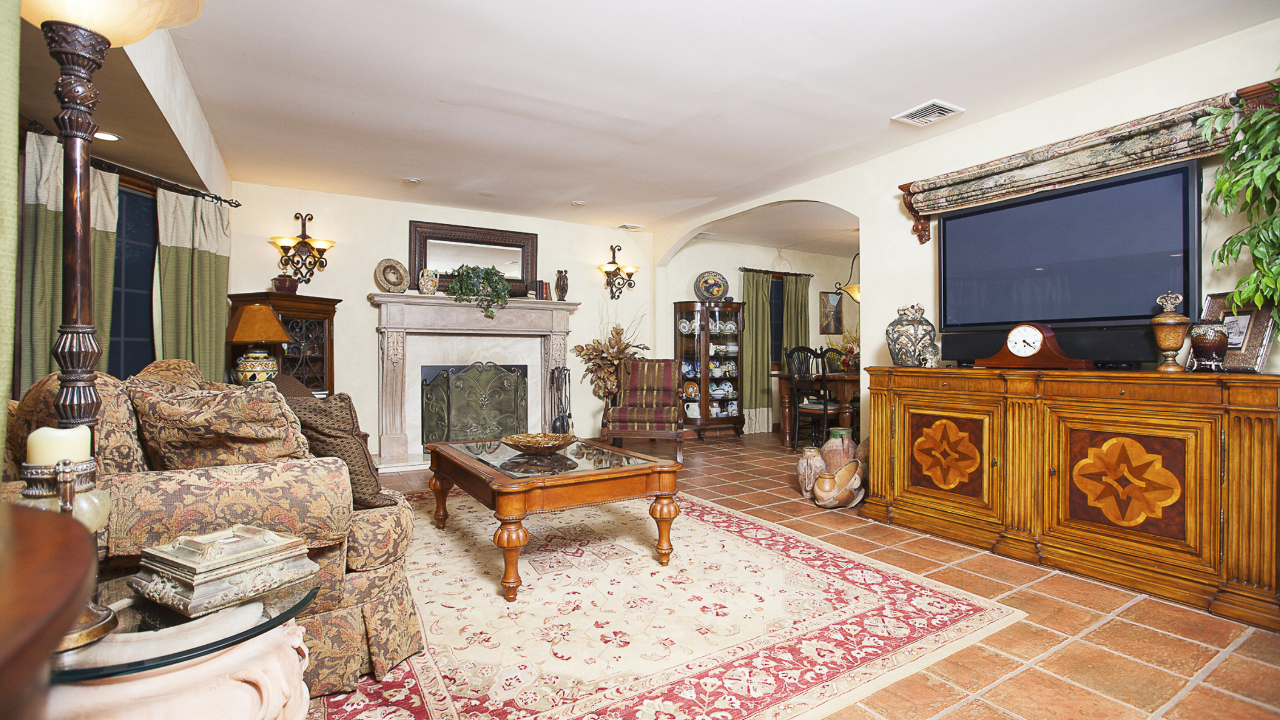 11 Yoakum St, Farmingdale, NY, 11735 Scene 3