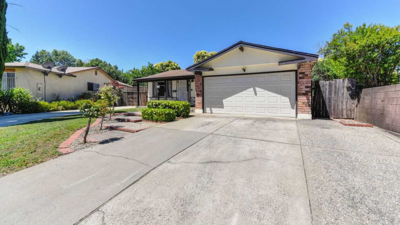 6 Ardsley Circle, Sacramento, CA, 95823 Scene 3