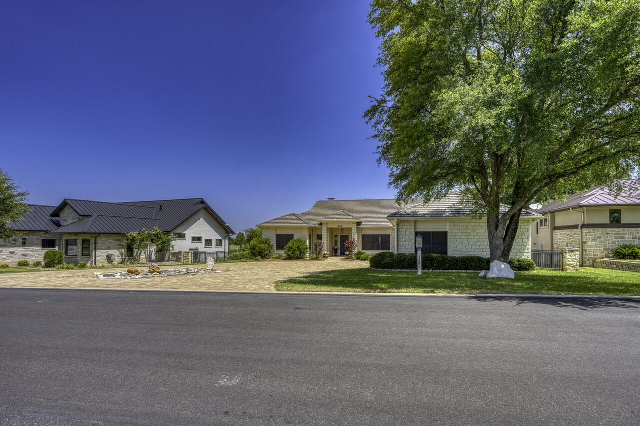 1308 Hi Circle South, Horseshoe Bay, TX, 78657 Scene 1