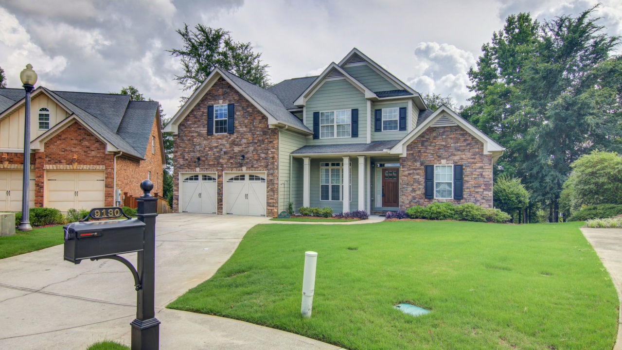 9130 Golfview Circle