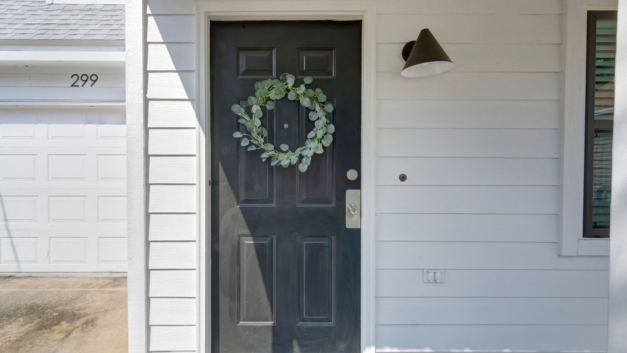 04_Entrance_00