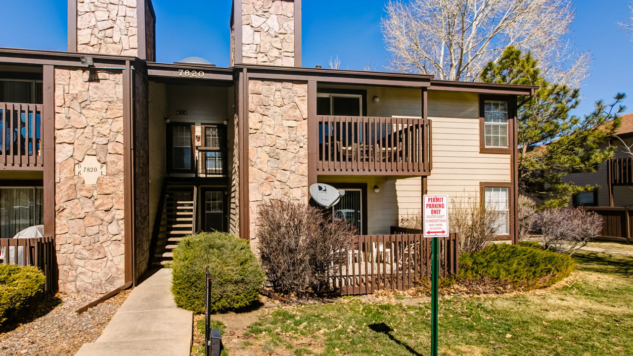 Front Exterior View 1