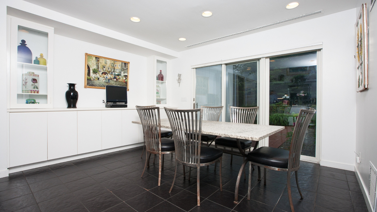 41 Yukon Drive, Woodbury, NY, 11797 Scene 4