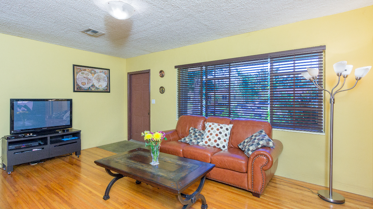 61-NW-108th-St-03