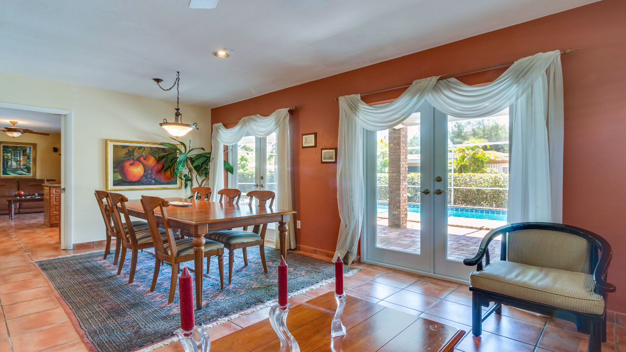 6860-SW-63rd-St-02