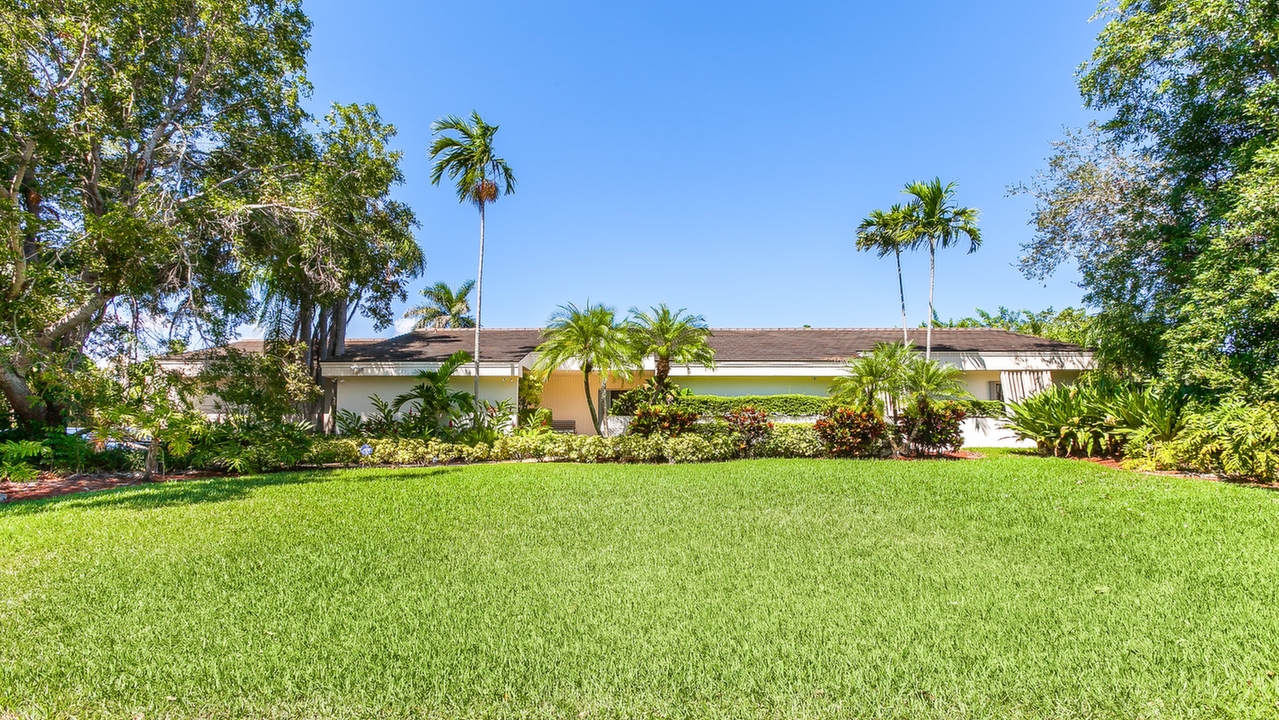 5825-SW-119th-St-02