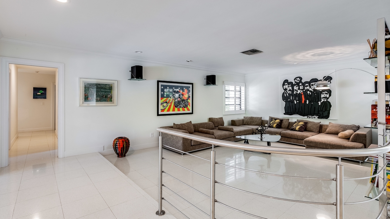 5825-SW-119th-St-04