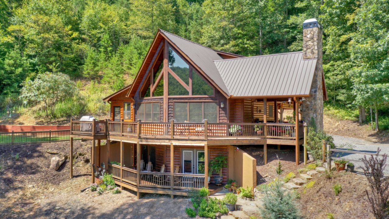 75 Geronimo Rd, Blue Ridge, GA, 30513 Scene 3