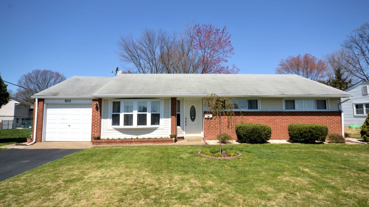 602 W Trenton Ave, Morrisville, PA, 19067 Scene 1