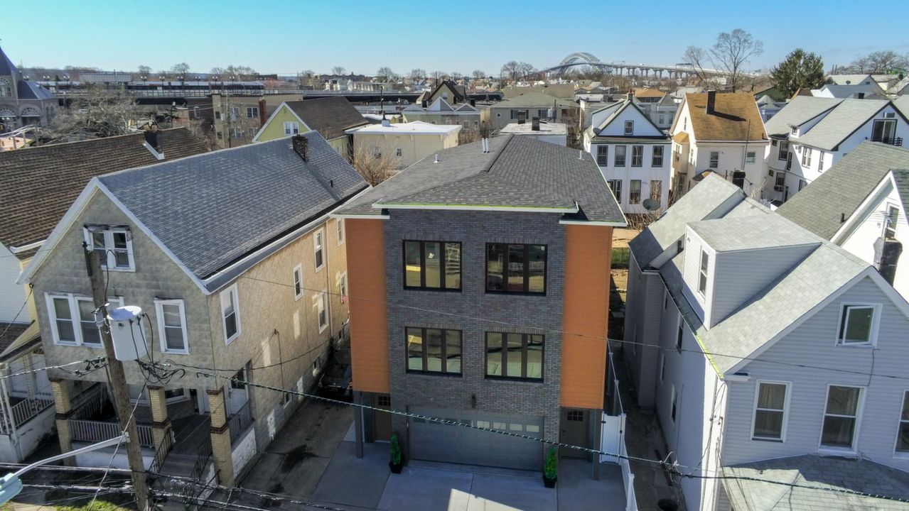 Front Elevated View_2