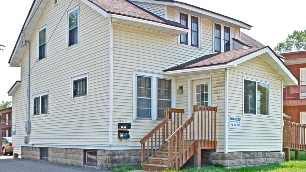 Foxboro Properties (715) 835-6001