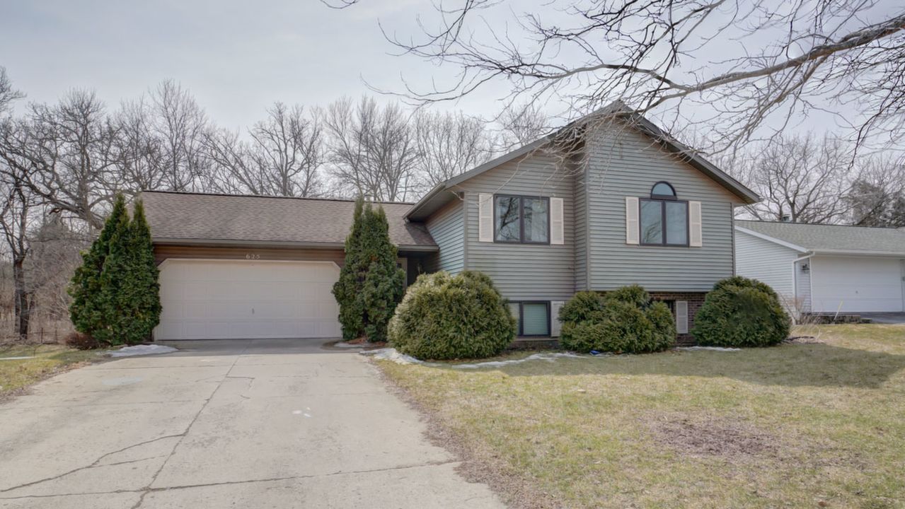 625 Robin Dr, Sun Prairie-41