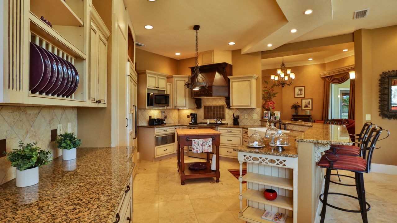 231 County Road 415, New Smyrna Beach, FL, 32168 Scene 3