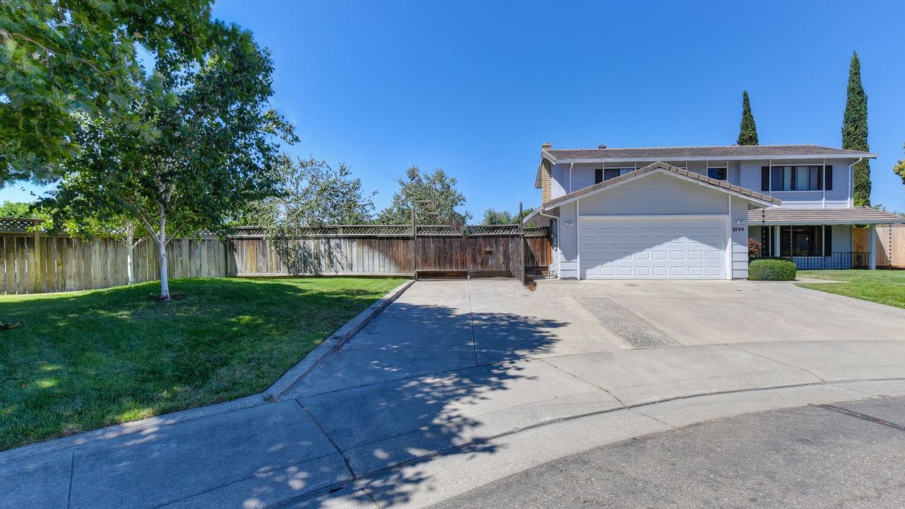 1044 Woodglen Ct., Stockton, CA, 95209 Scene 1