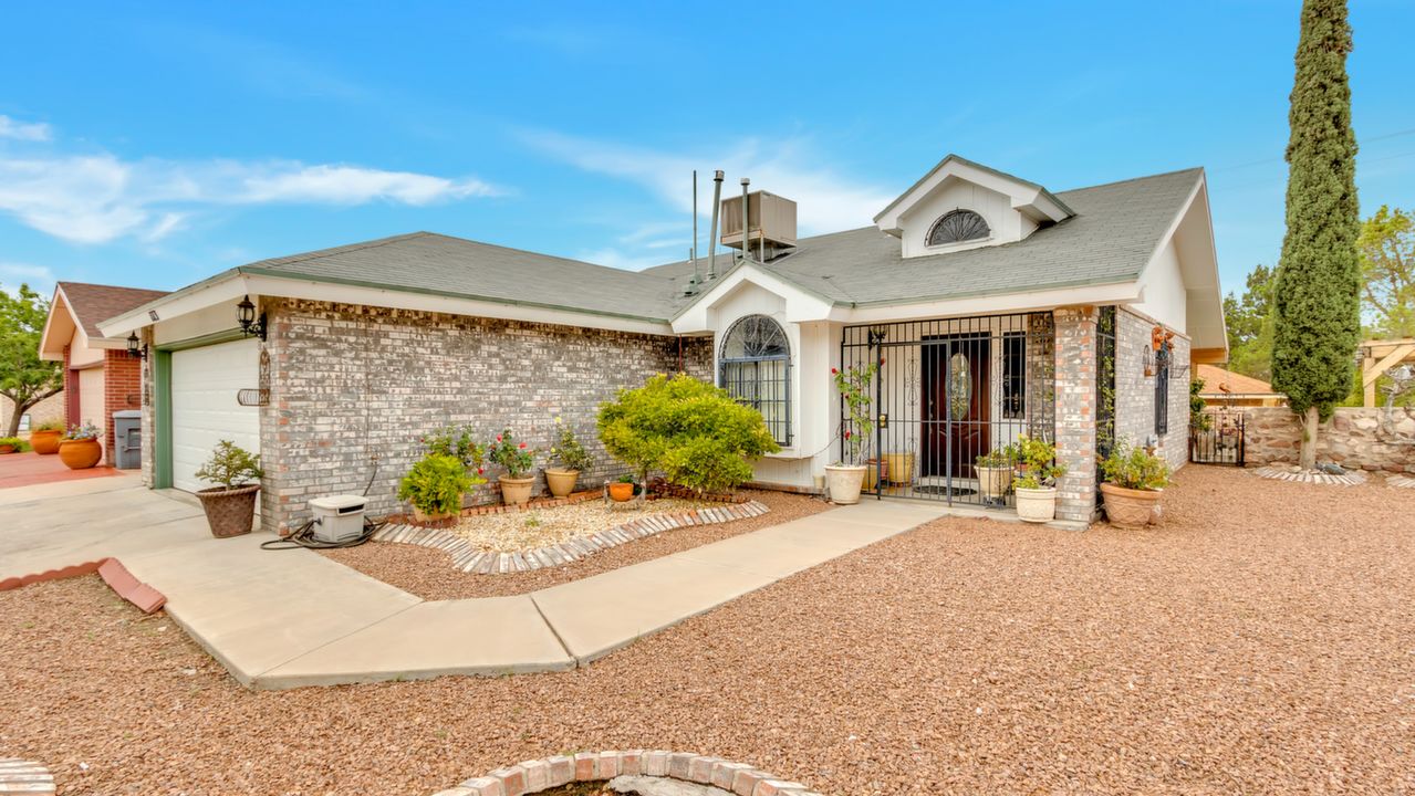 1113 Chiricahua Dr, El Paso, TX, 79912 Scene 3