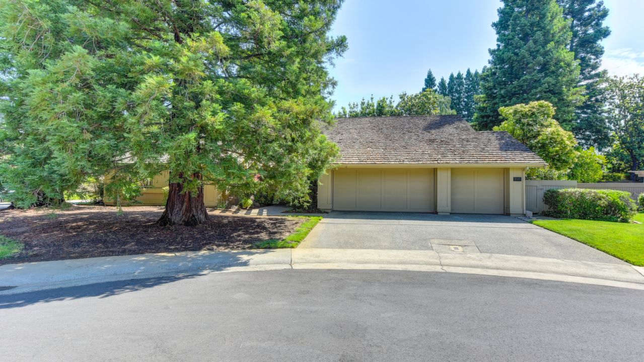 2071 Gray Eagle Ct, Gold River, CA, 95670 Scene 2