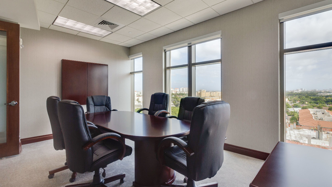 121-Alhambra-Plaza-#1120-04