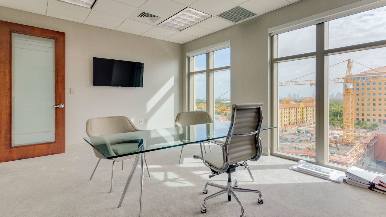 121-Alhambra-Plaza-#1120-08