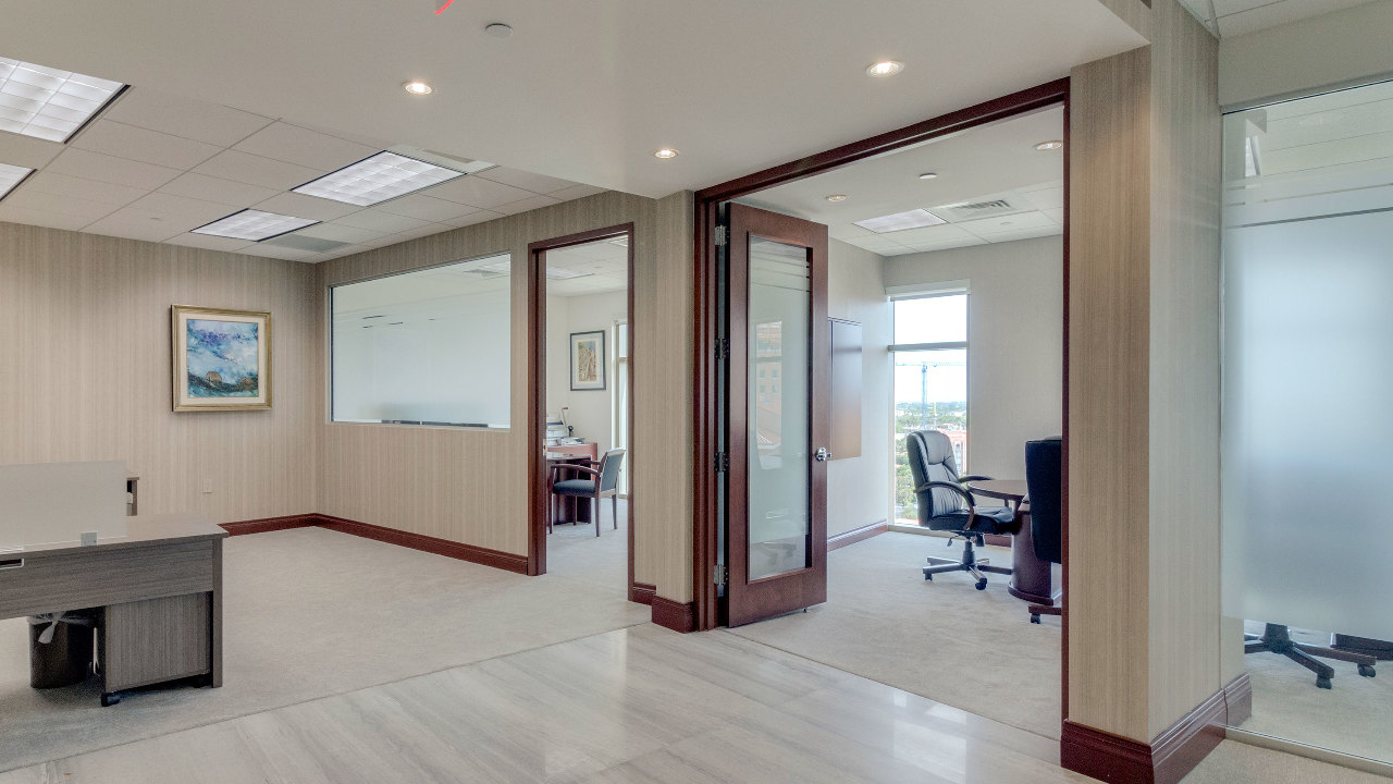 121-Alhambra-Plaza-#1120-02