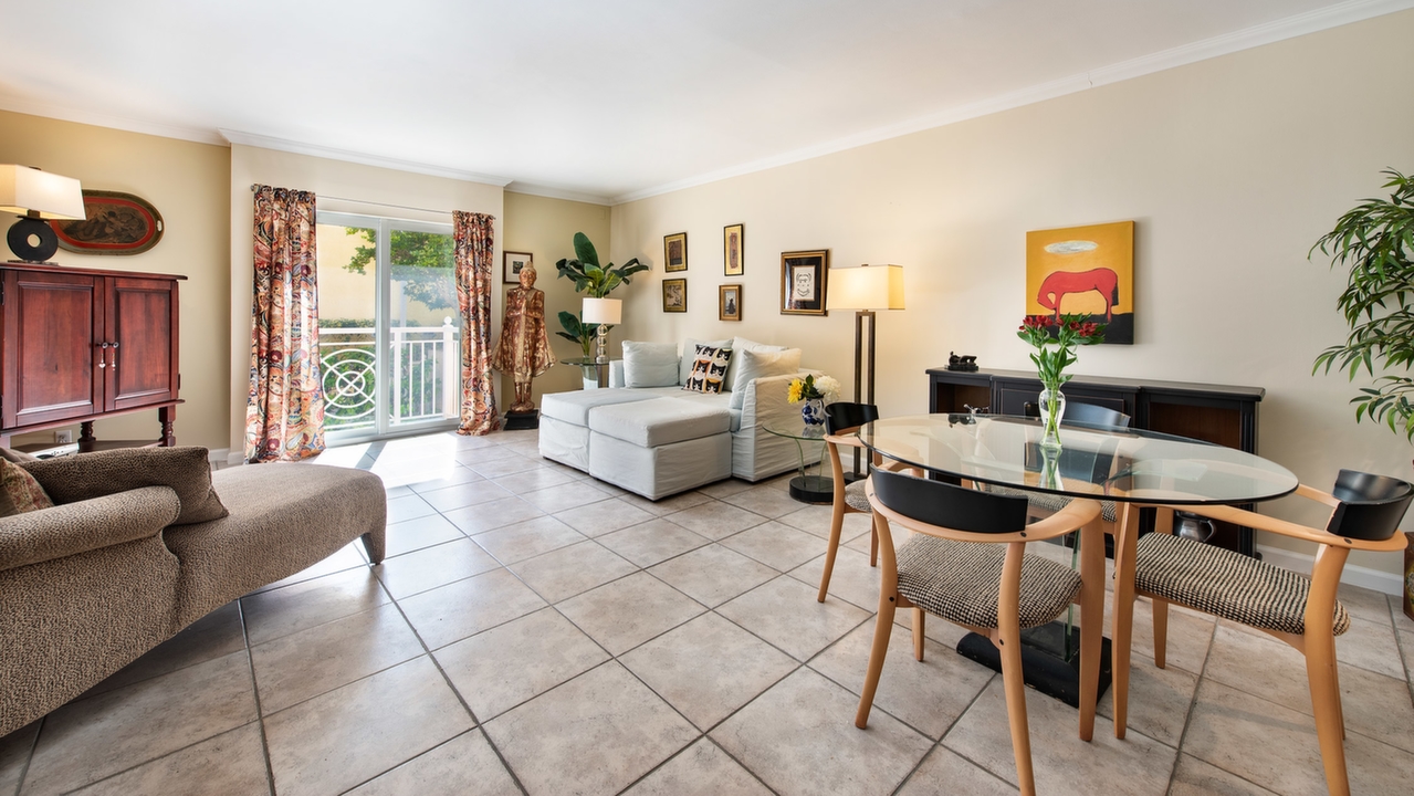 The-Courts-#14007-01