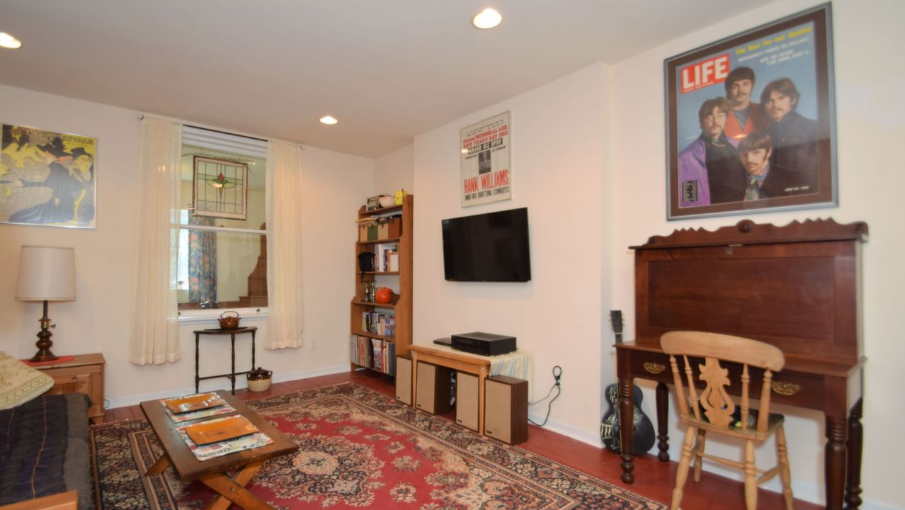3566 Retta Ave, Philadelphia, PA, 19128 Scene 2