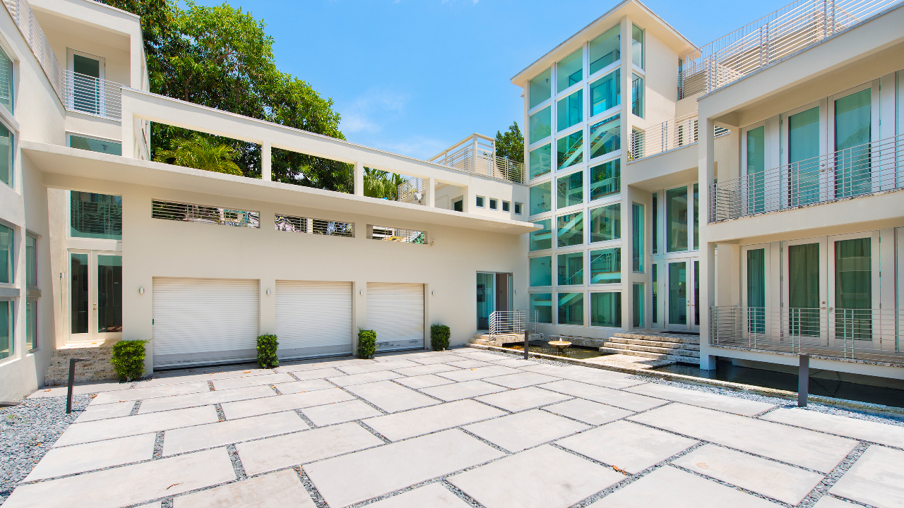 42 Lagorce Circle-01