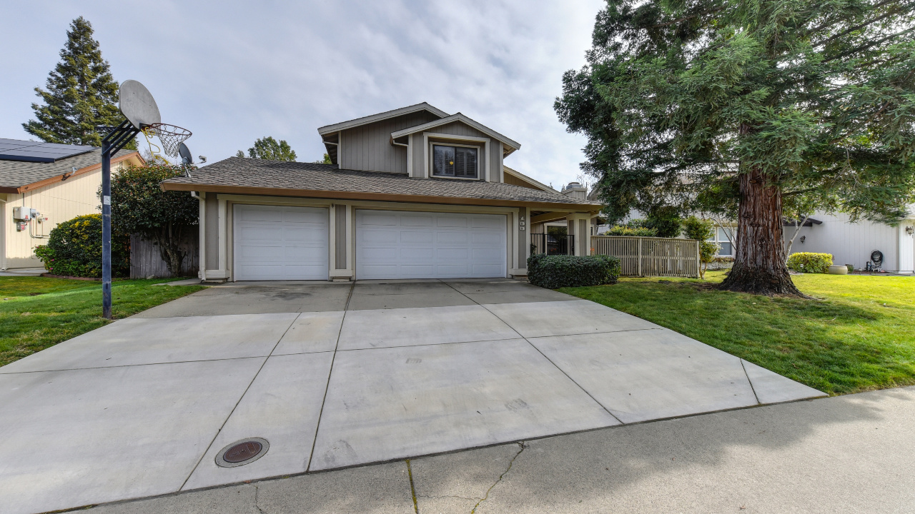 133 Blakeslee Drive, Folsom, CA, 95630 Scene 3