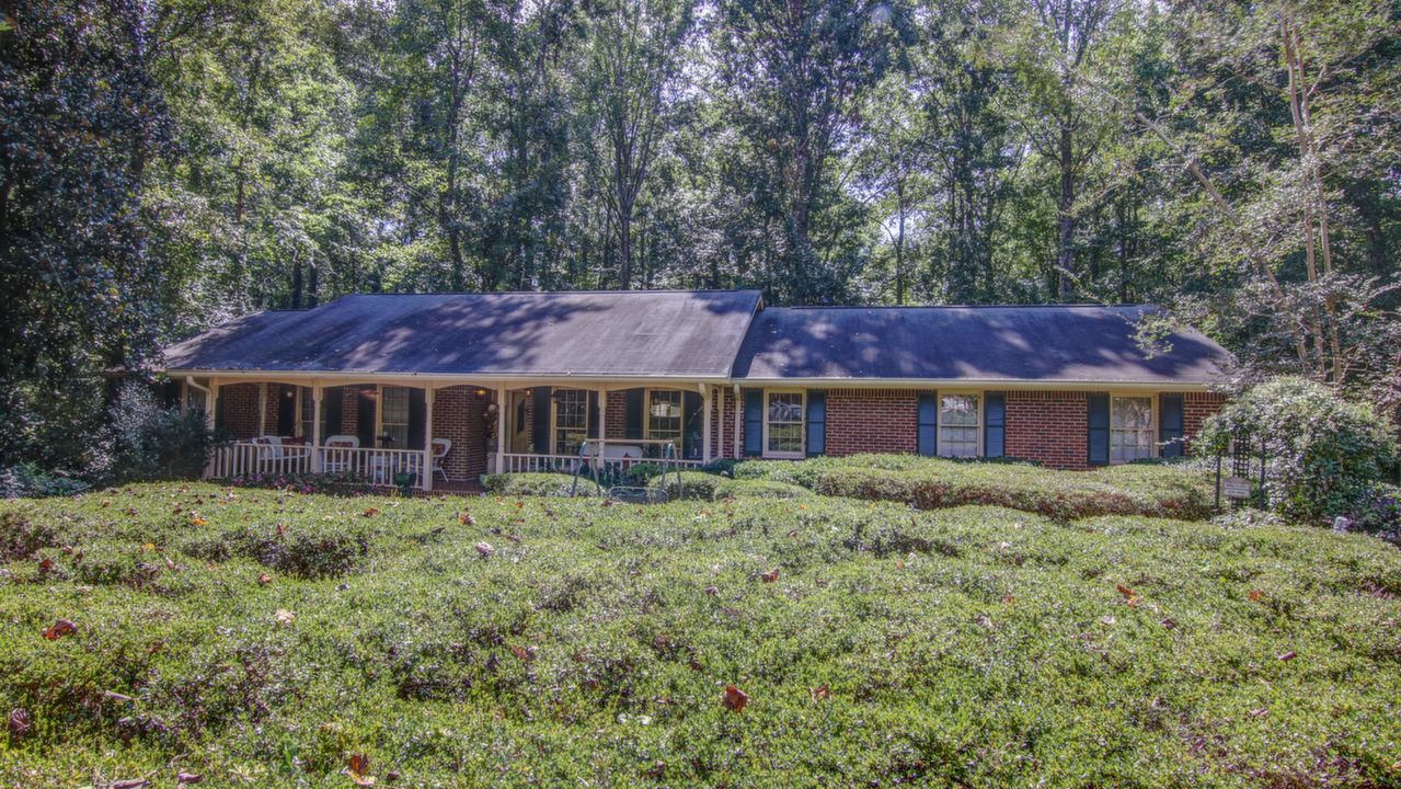 815 Sweet Briar Lane