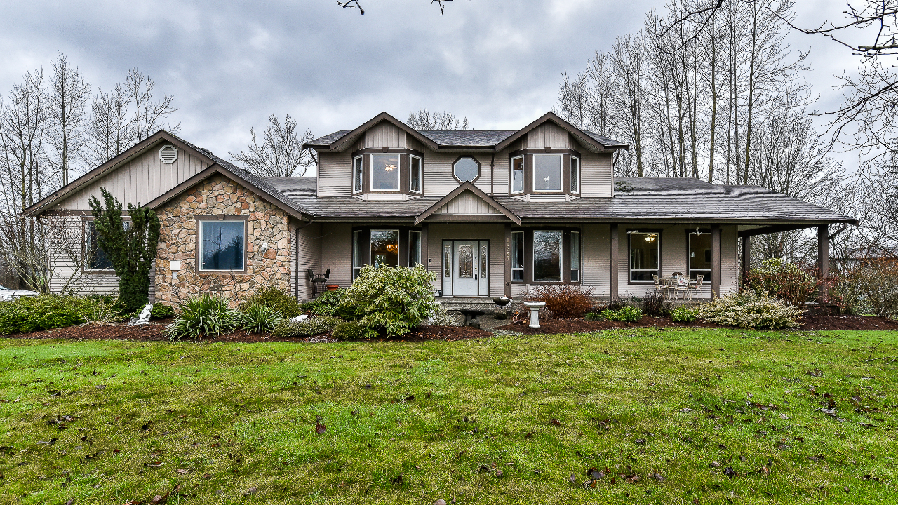 10285 YOUNG ROAD, Chilliwack, BC, V2P 8C3 Scene 1