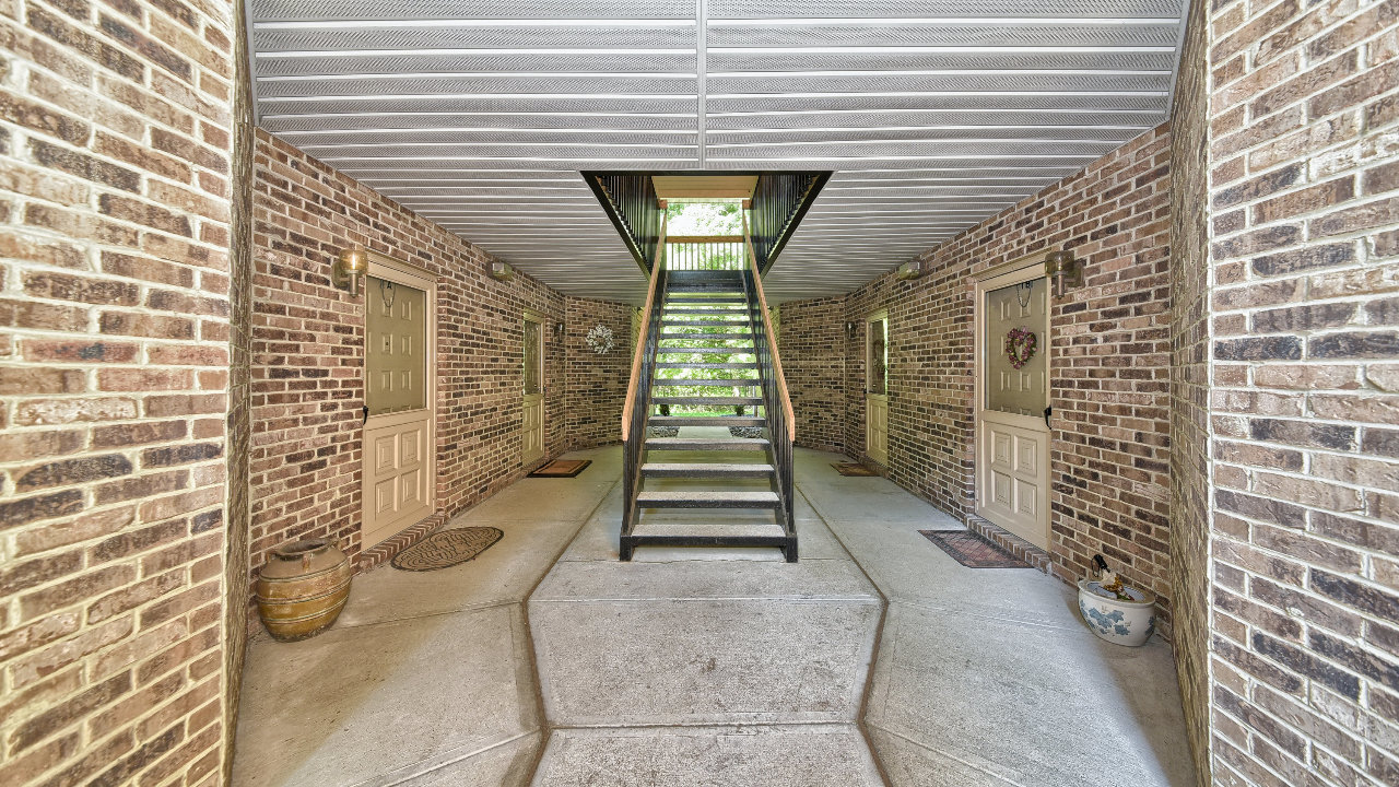 Entrance_2