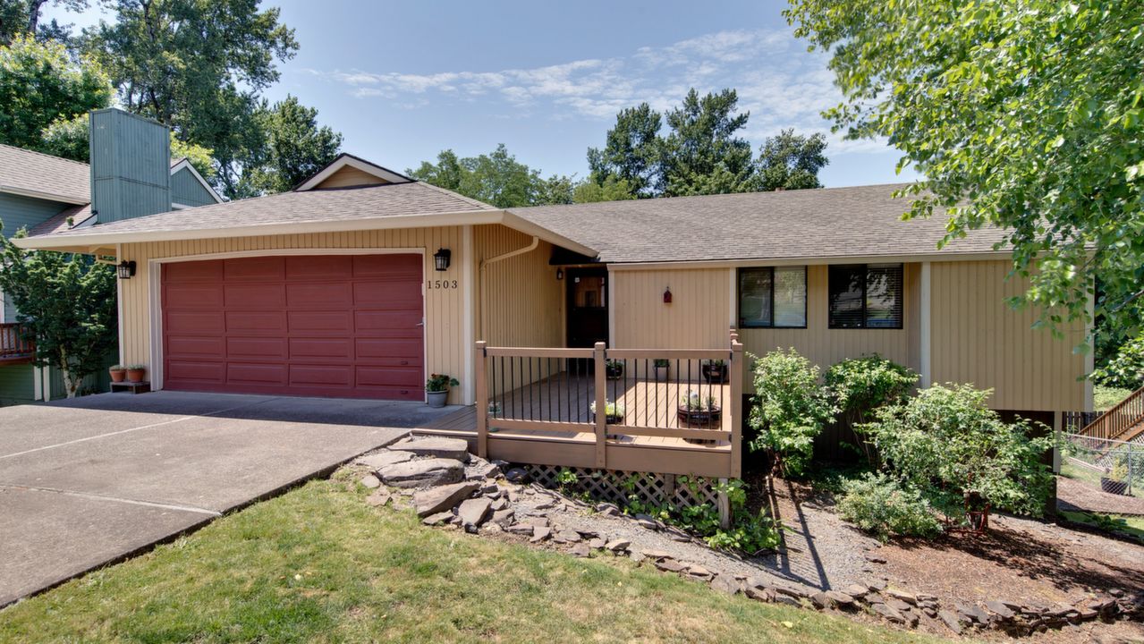 1503 SW Chastain Ave, Gresham, OR, 97080 Scene 1