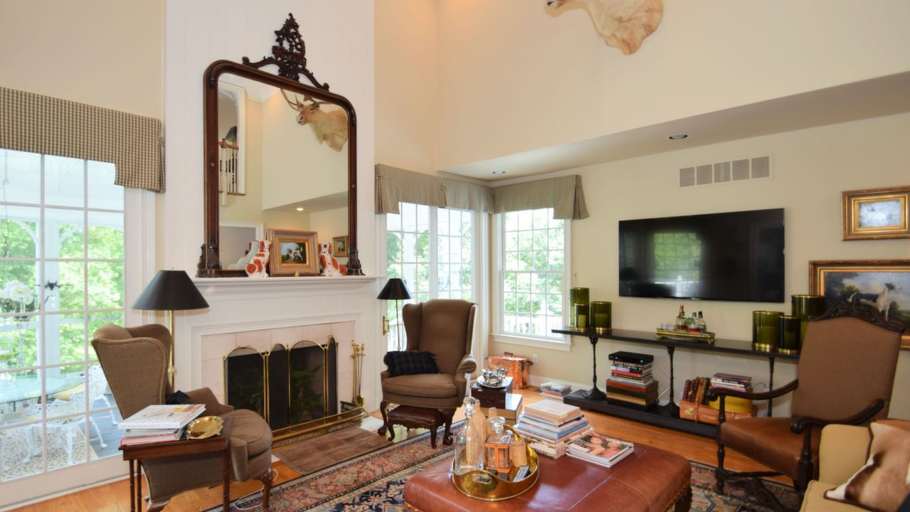 15 Davis Dr, Washington Crossing, PA, 18977 Scene 3