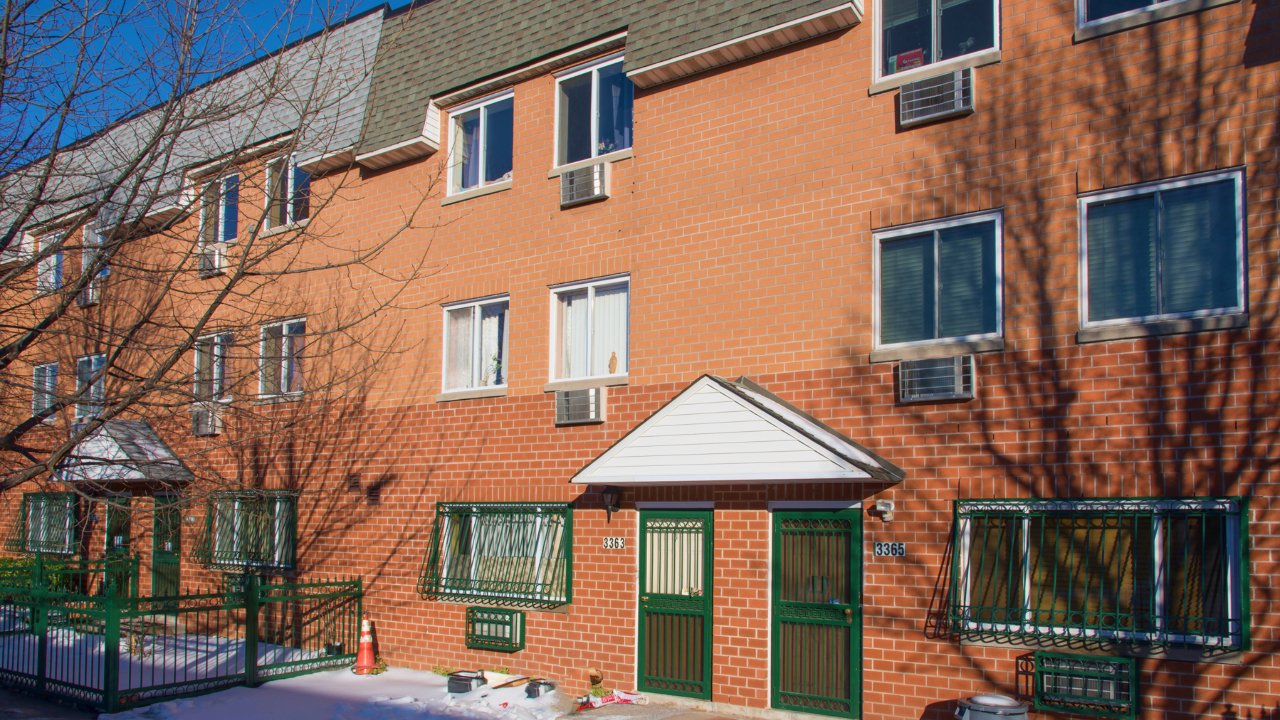 66-33 13th Ave, Astoria, NY, 11106 Scene 1