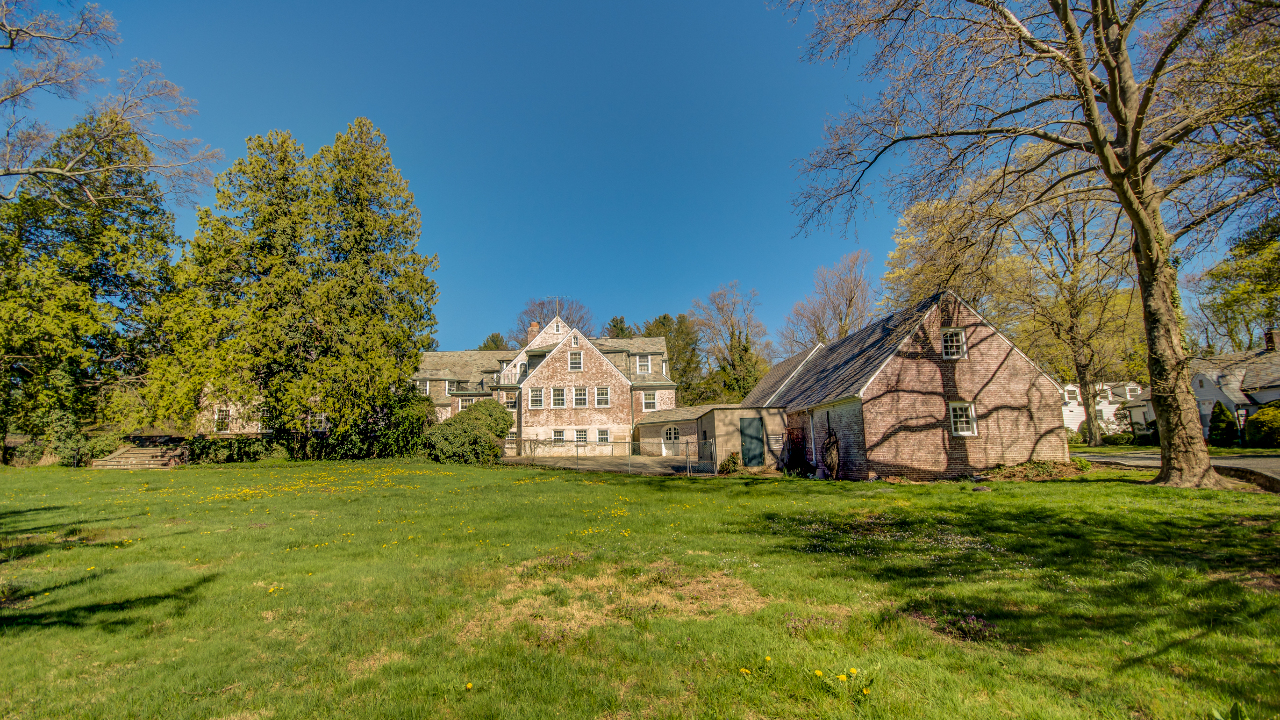 174 Hegemans Ln, Glen Head, NY, 11545 Scene 4