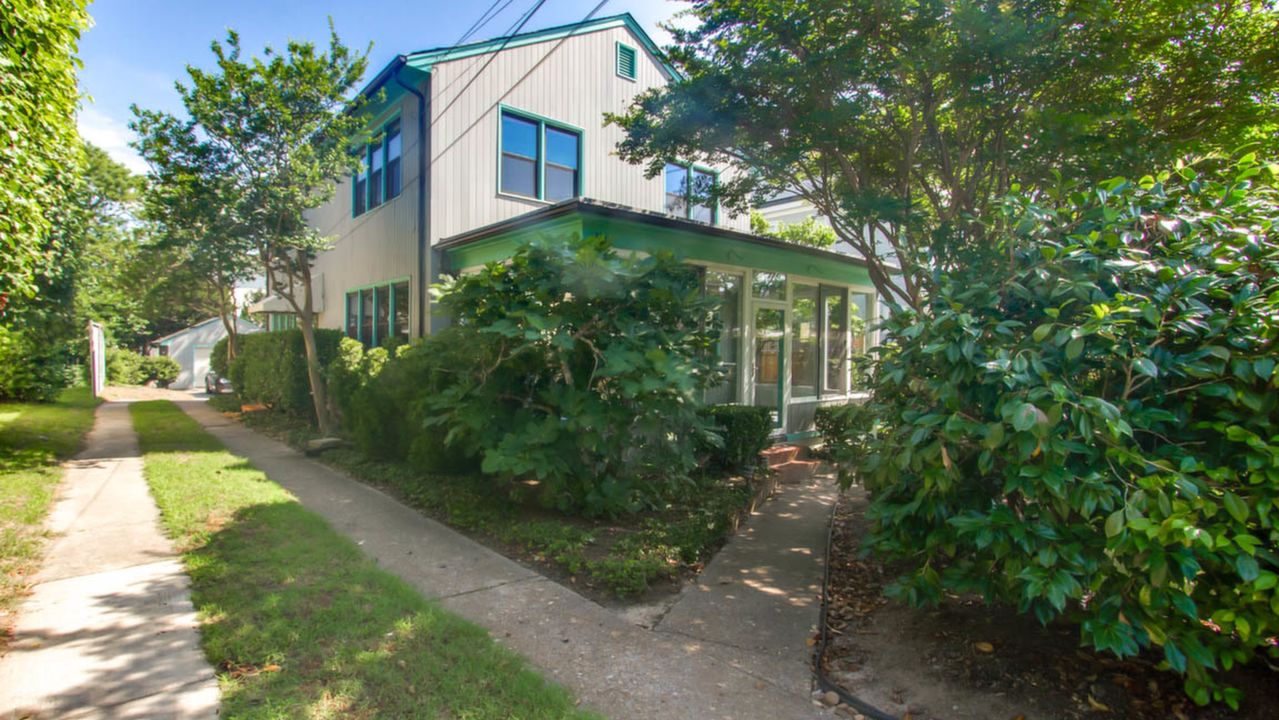 Front of Home/Driveway