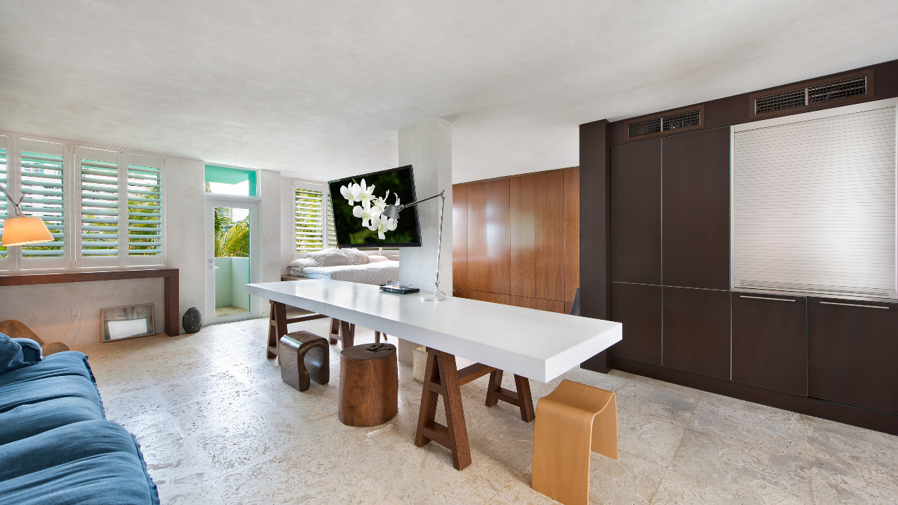 301-Ocean-Dr-#405-02