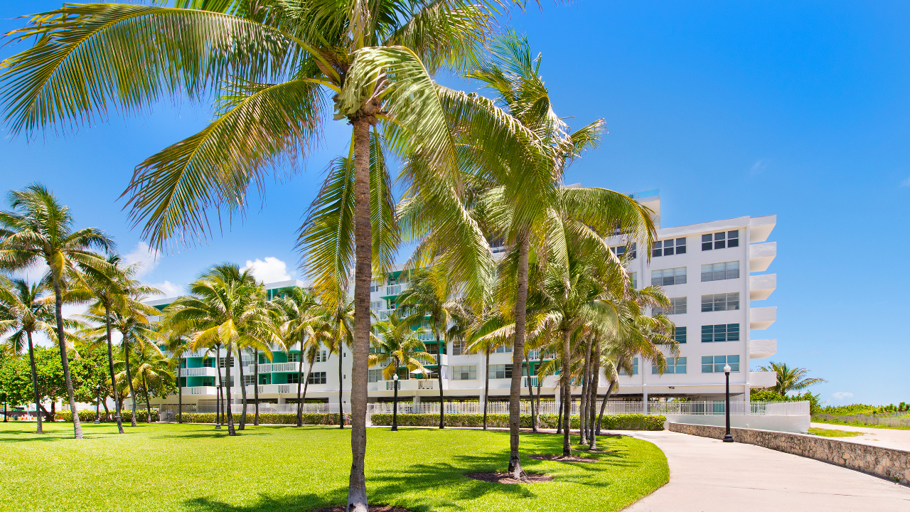 301-Ocean-Dr-Building-02