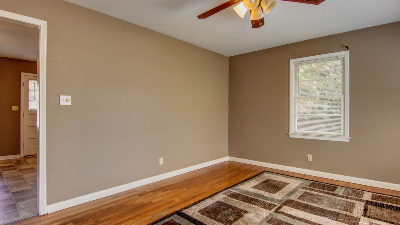 115 Perry St, Loganville, GA, 30052 Scene 4