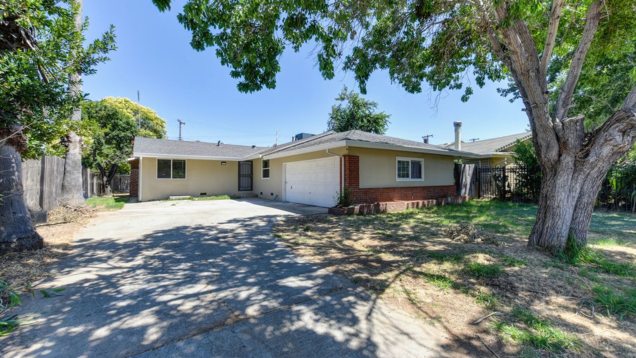 5711 Hull Way, Sacramento, CA, 95823 Scene 1