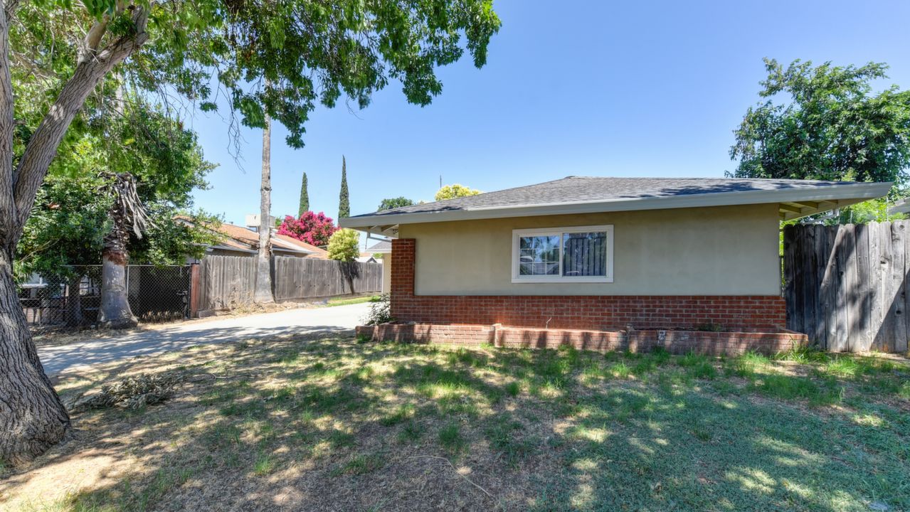 5711 Hull Way, Sacramento, CA, 95823 Scene 2