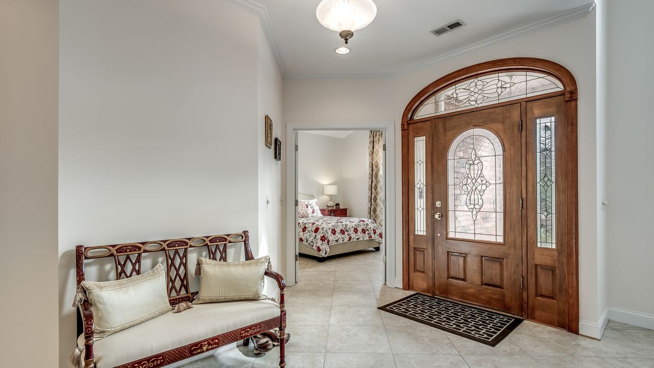 4703 Pine Lake 2 001